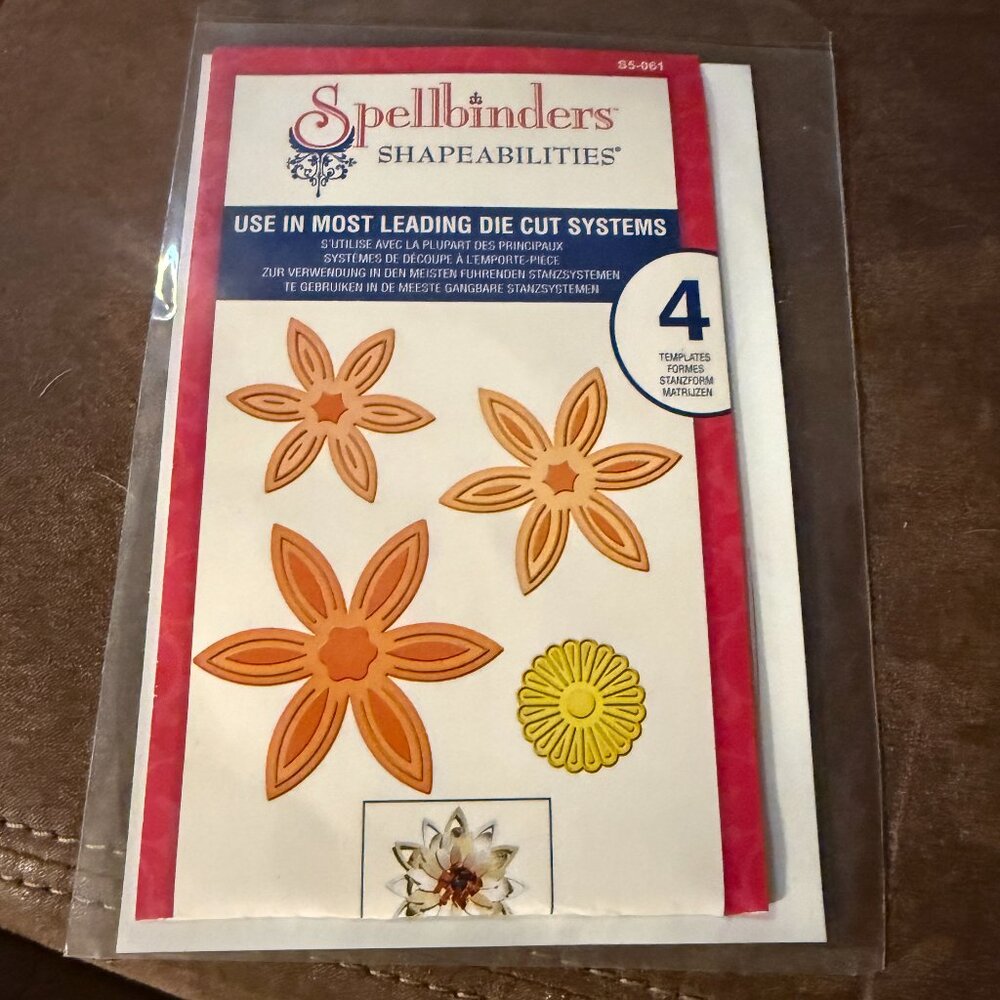 Spellbinders Shapeabilities Daisy Flower Topper 4 Dies S5-061 Die (3)